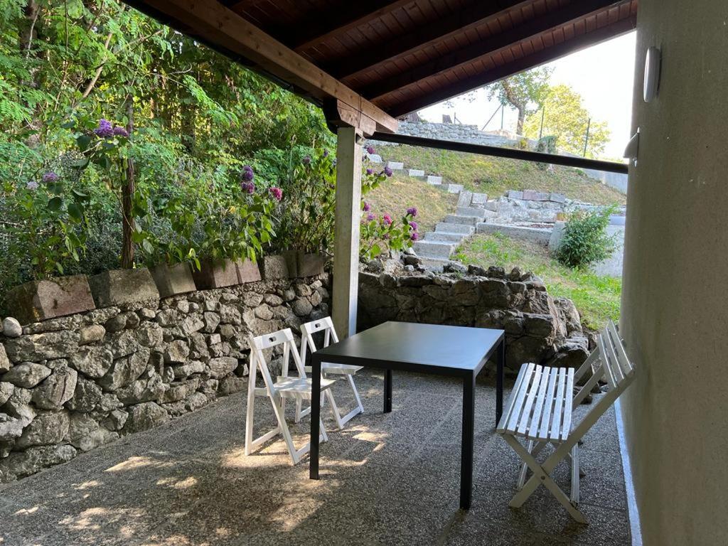 Cosy Cottage With Views Near โคบาริด ภายนอก รูปภาพ